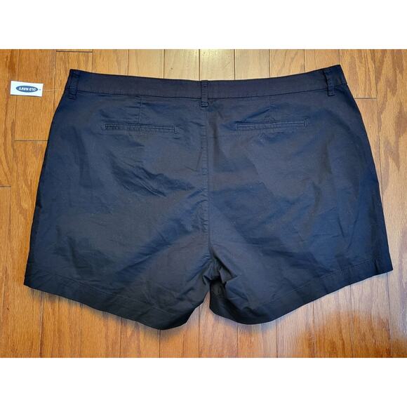NWT Old Navy Everyday Women Plus Size 22W Black Bermuda Shorts Lightweight - Picture 2 of 11